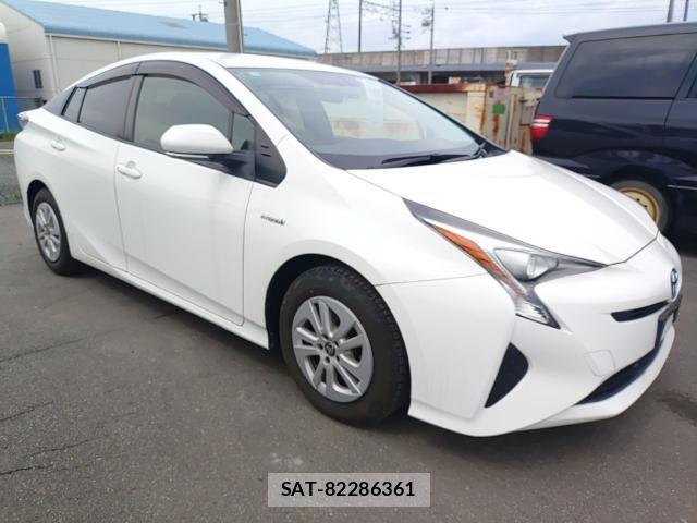 Toyota PRIUS 2017-03 8072562-3