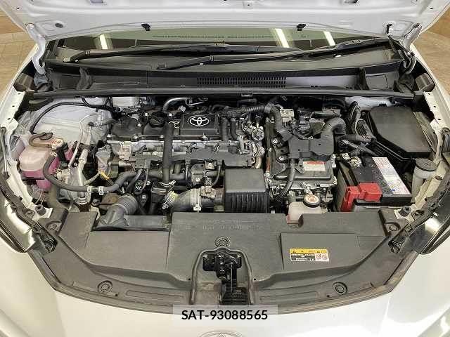 Toyota PRIUS 2023-05 8072599-17