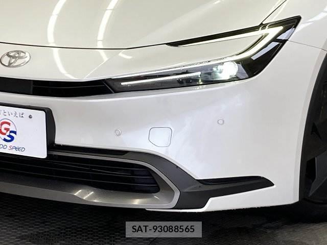 Toyota PRIUS 2023-05 8072599-19
