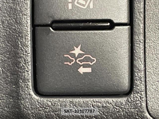 Toyota PROBOX 2024-09 8071096-3