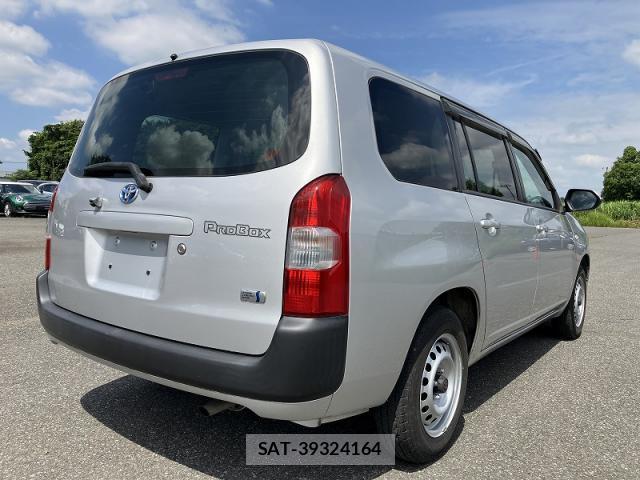 Toyota PROBOX 2021-05 8071533-1