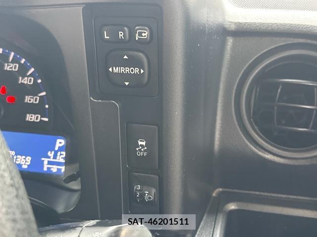 Toyota PROBOX 2022-10 8071945-8
