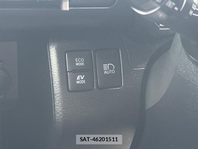 Toyota PROBOX 2022-10 8071945-9