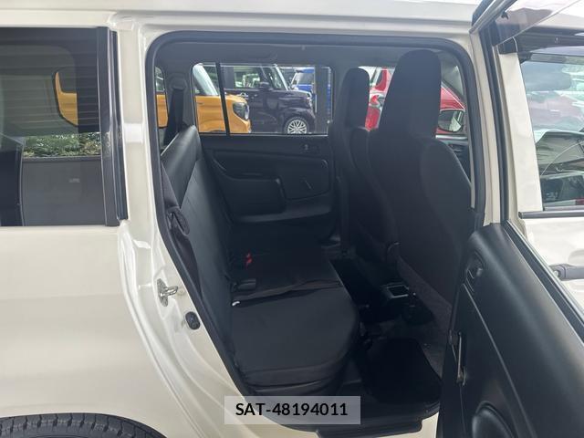 Toyota PROBOX 2023-01 8071946-12
