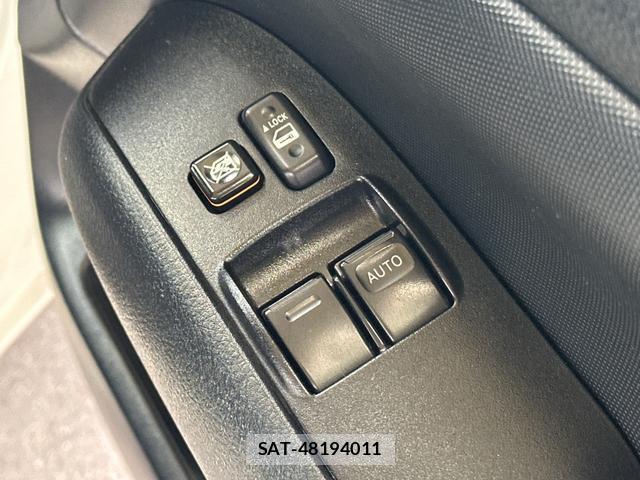 Toyota PROBOX 2023-01 8071946-18