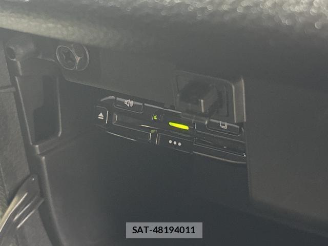 Toyota PROBOX 2023-01 8071946-6