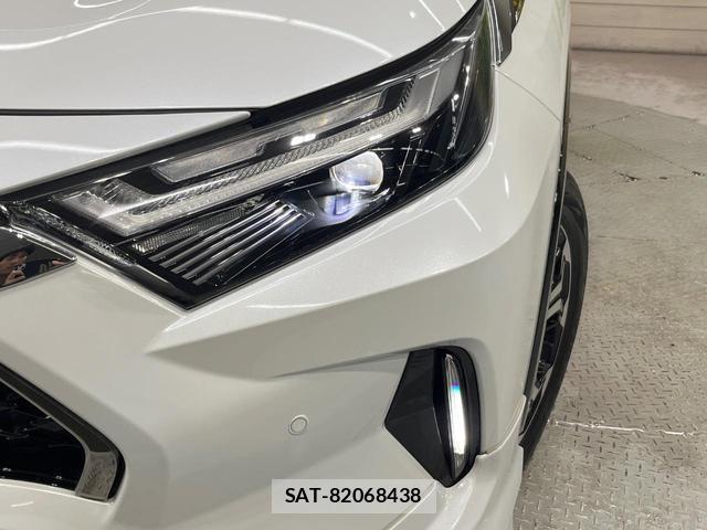 Toyota RAV4 PHV 2022-12 8072098-11