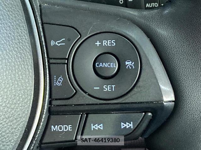 Toyota RAV4 2021-08 8071048-4