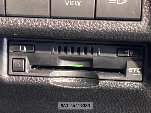 Toyota RAV4 2021-08 8071048-5