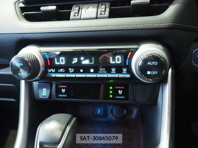 Toyota RAV4 2022-02 8071063-15