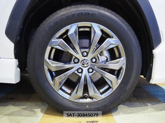 Toyota RAV4 2022-02 8071063-8