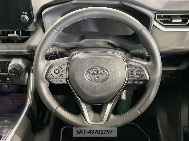 Toyota RAV4 2023-04 8071094-10