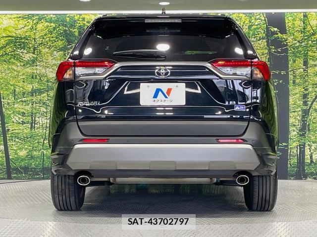 Toyota RAV4 2023-04 8071094-14