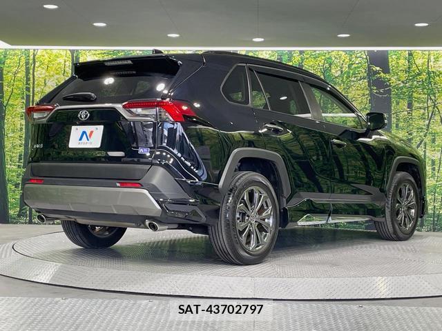 Toyota RAV4 2023-04 8071094-16