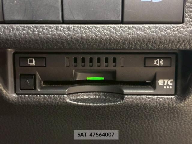 Toyota RAV4 2020-05 8071119-11