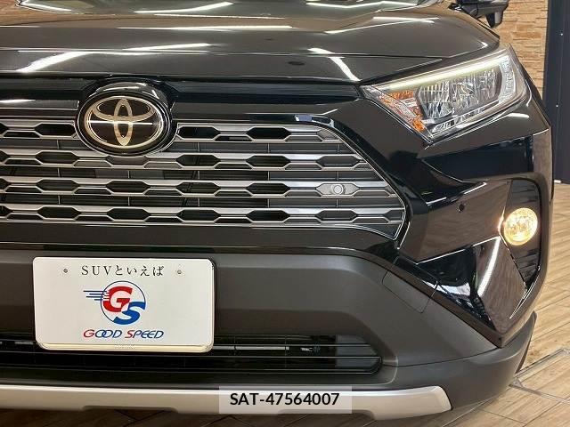Toyota RAV4 2020-05 8071119-19