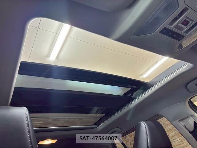 Toyota RAV4 2020-05 8071119-8