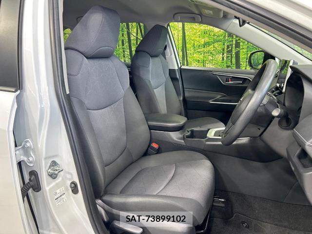 Toyota RAV4 2023-01 8071127-11