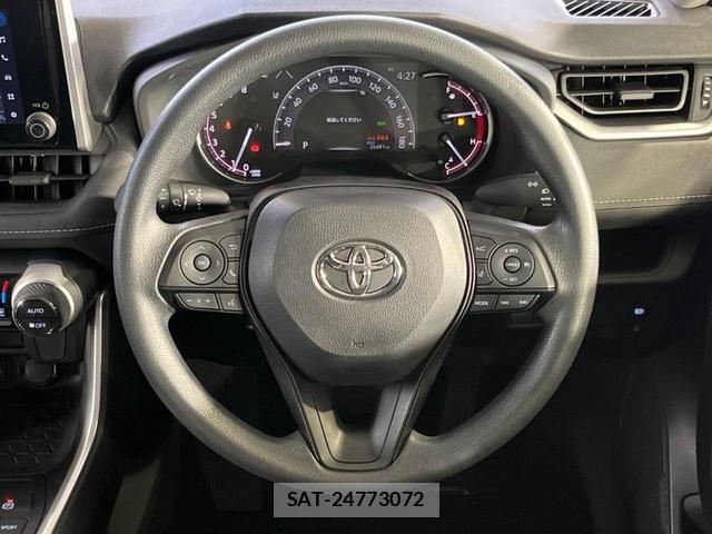 Toyota RAV4 2023-11 8071174-11