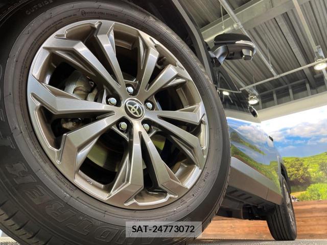 Toyota RAV4 2023-11 8071174-13