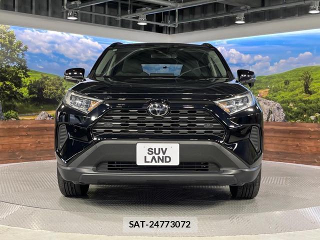 Toyota RAV4 2023-11 8071174-14