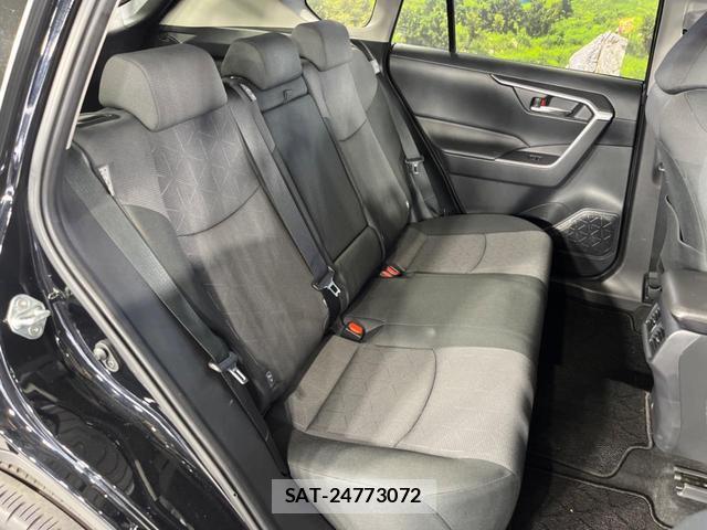 Toyota RAV4 2023-11 8071174-9