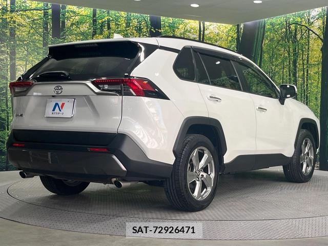 Toyota RAV4 2020-03 8071567-16