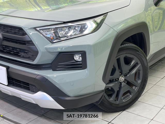Toyota RAV4 2024-02 8071651-12