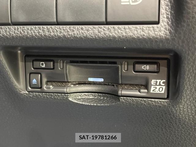 Toyota RAV4 2024-02 8071651-6