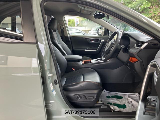 Toyota RAV4 2019-11 8071949-10