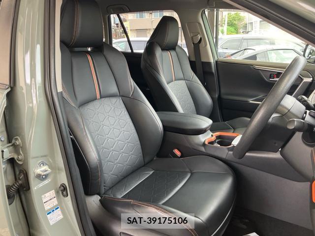 Toyota RAV4 2019-11 8071949-11