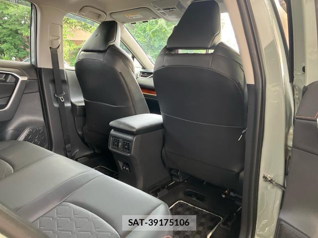Toyota RAV4 2019-11 8071949-15