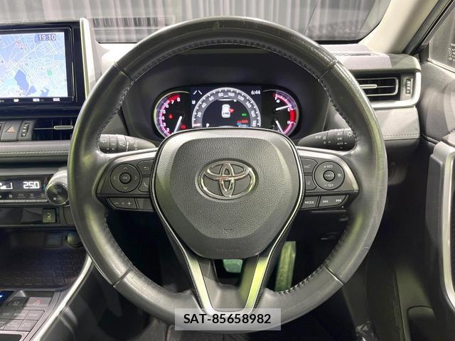 Toyota RAV4 2020-08 8072076-10