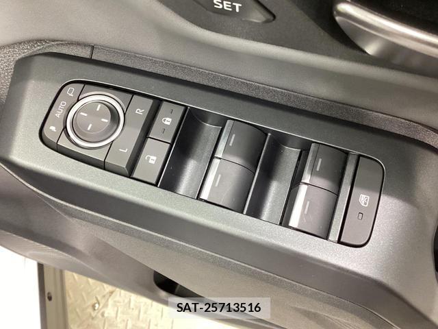 Toyota RAV4 2026-03 8072097-1