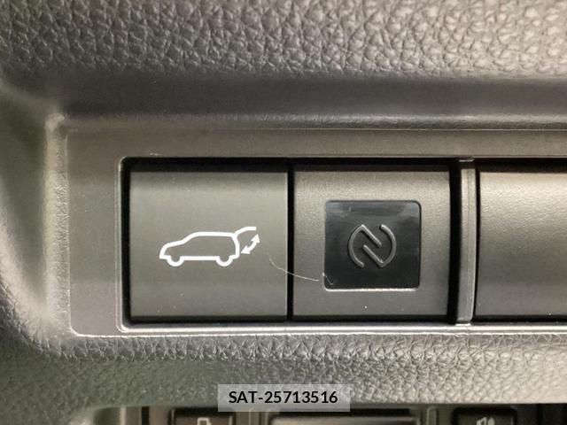Toyota RAV4 2026-03 8072097-7