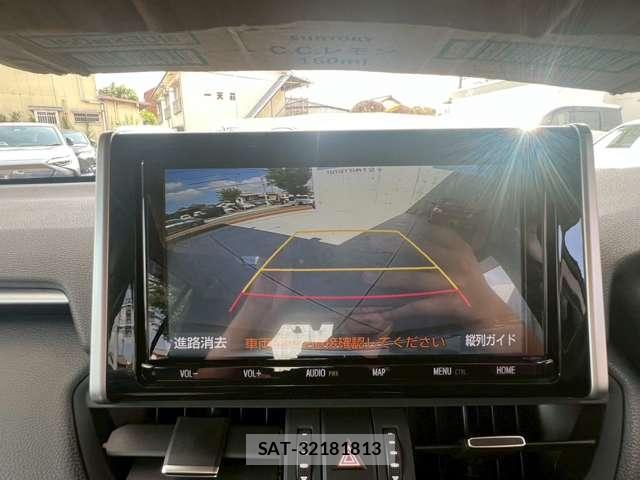 Toyota RAV4 2019-10 8072217-12