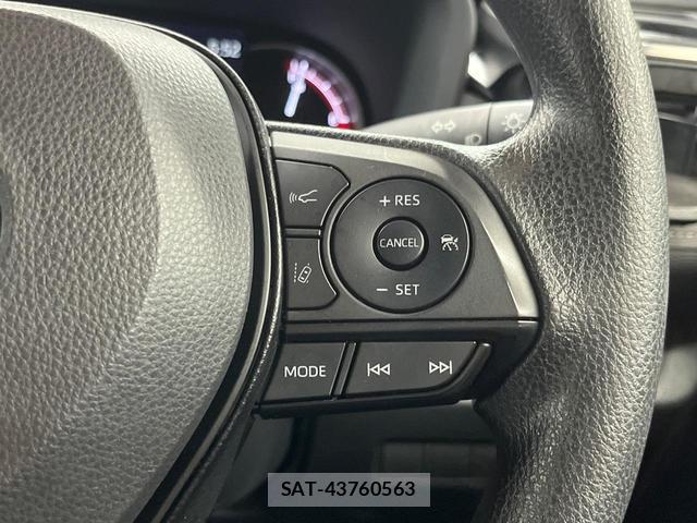 Toyota RAV4 2023-02 8072228-4