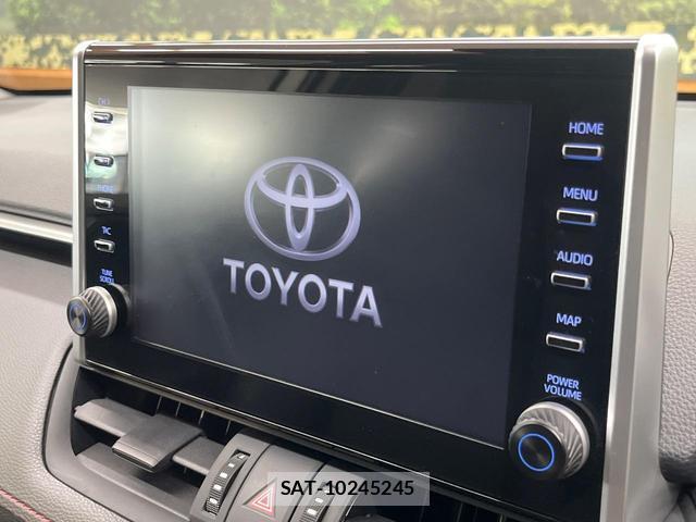 Toyota RAV4 2021-11 8072240-2