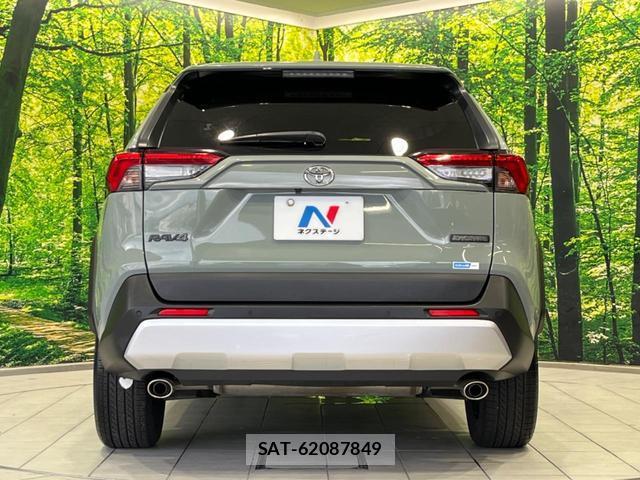 Toyota RAV4 2021-02 8072272-14