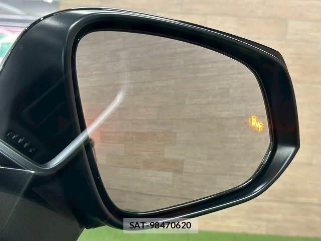 Toyota RAV4 2022-11 8072308-14