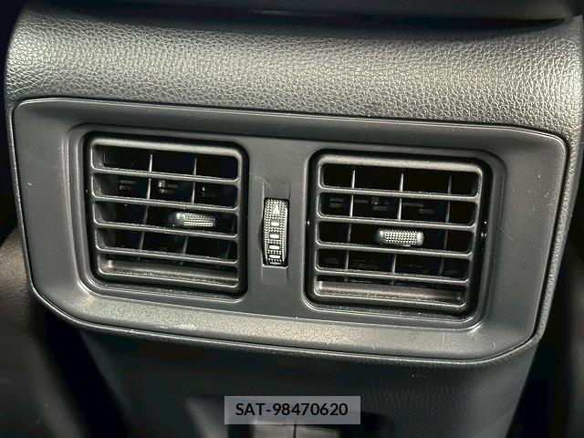 Toyota RAV4 2022-11 8072308-18