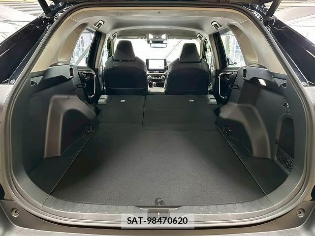 Toyota RAV4 2022-11 8072308-19