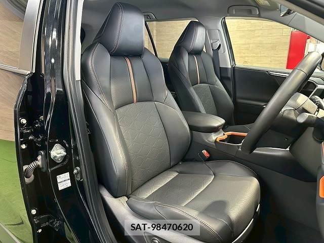 Toyota RAV4 2022-11 8072308-8