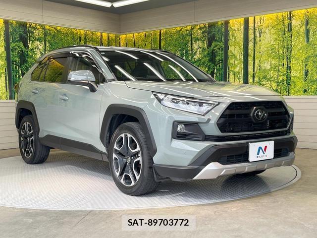 Toyota RAV4 2020-03 8072354-15