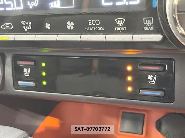 Toyota RAV4 2020-03 8072354-5