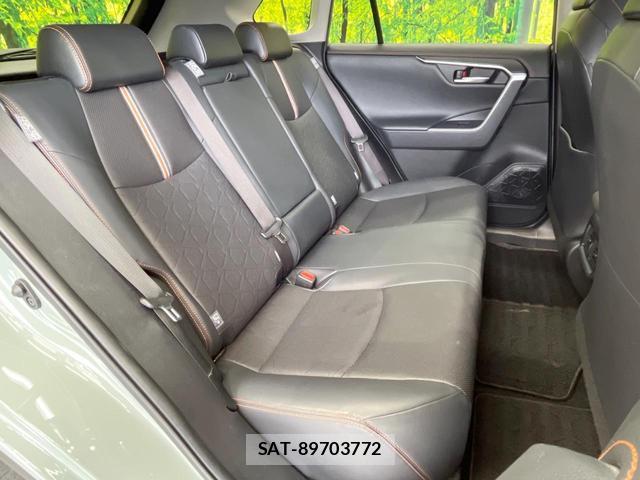 Toyota RAV4 2020-03 8072354-8