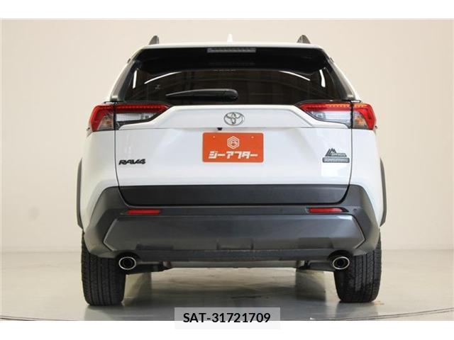 Toyota RAV4 2021-08 8072417-11