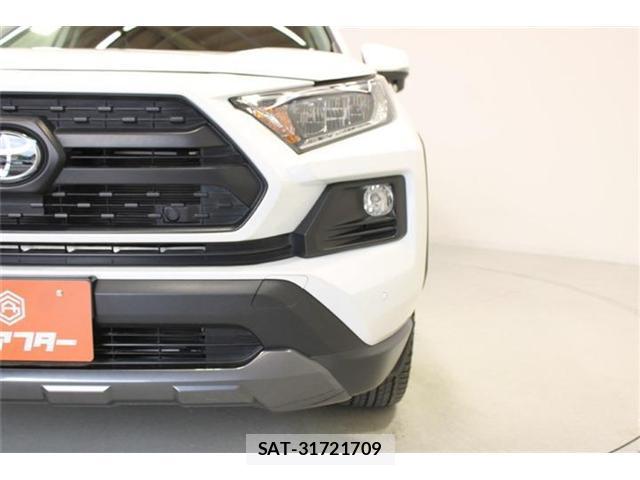 Toyota RAV4 2021-08 8072417-14