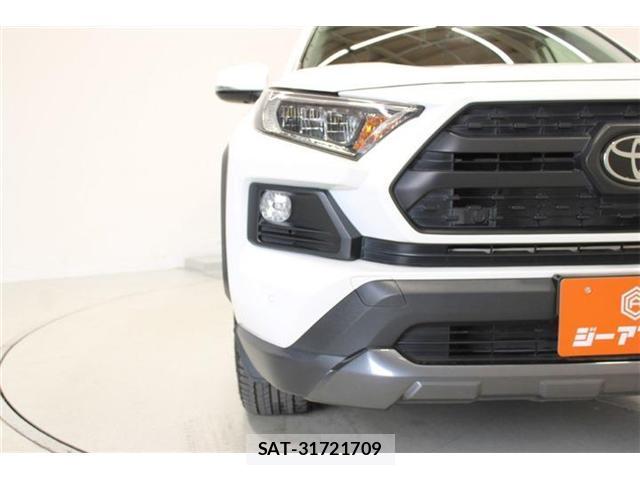 Toyota RAV4 2021-08 8072417-16