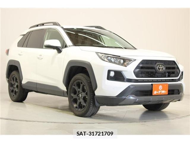 Toyota RAV4 2021-08 8072417-6
